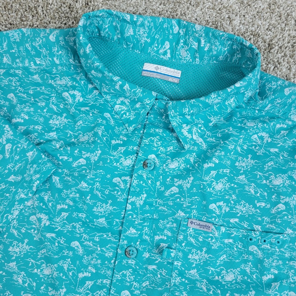Columbia PFG Mens XL Blue AOP Floral Vented Button Up Short Sleeve Fishing